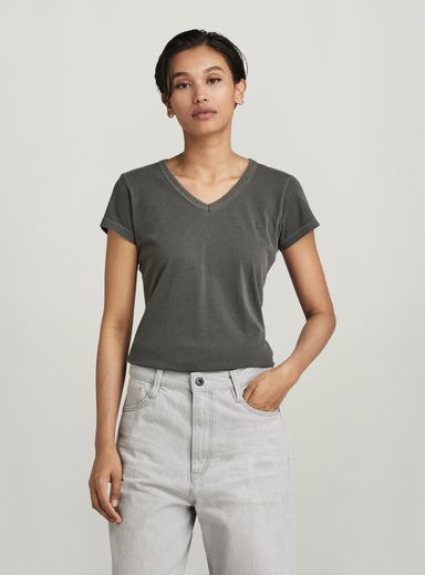 Eyben Slim V-Neck Top